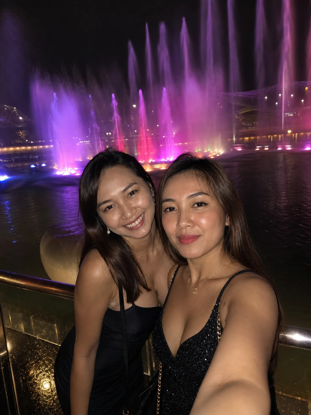 Okada fountain selfie style night snapshot